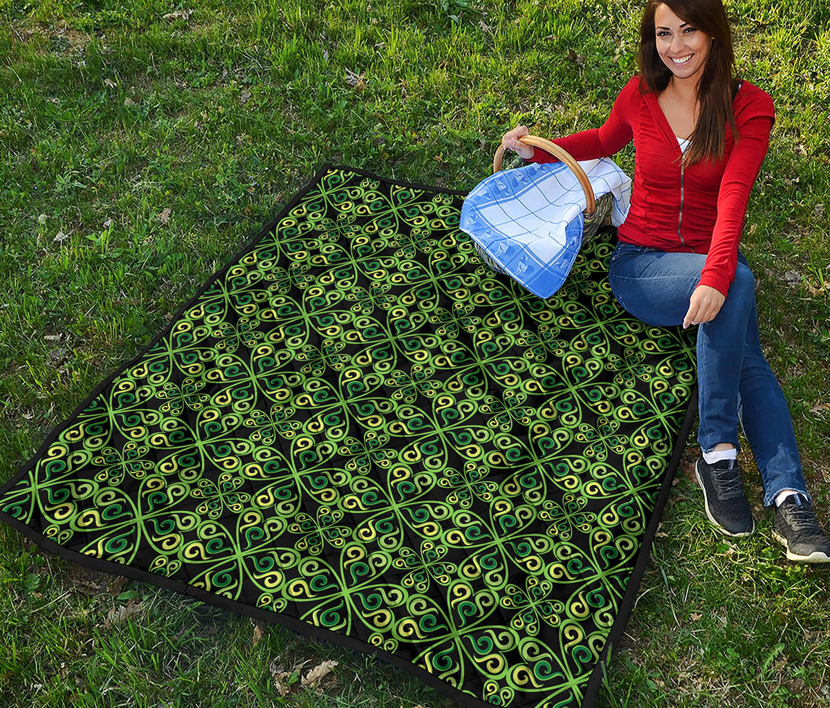 Irish Celtic Symbol Pattern Print Quilt