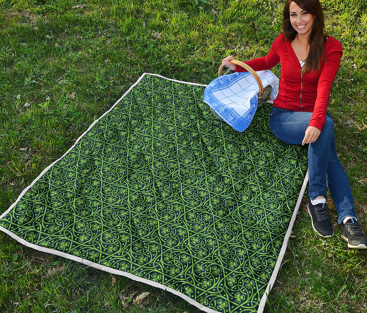 Irish Shamrock Pattern Print Quilt