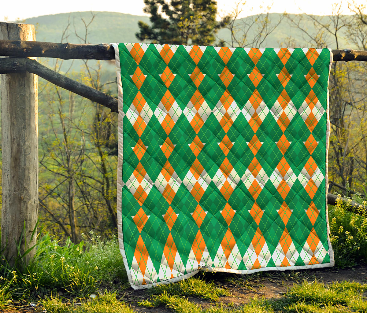 Irish Themed Argyle Pattern Print Quilt