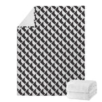 Isometric Geometric Pattern Print Blanket
