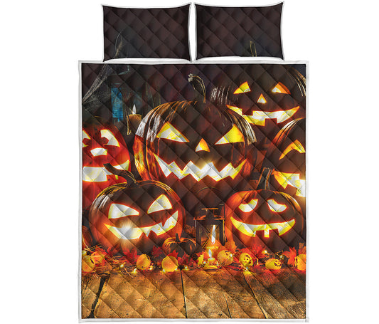 Jack-O'-Lantern Halloween Pumpkin Print Quilt Bed Set