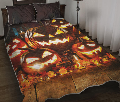 Jack-O'-Lantern Halloween Pumpkin Print Quilt Bed Set
