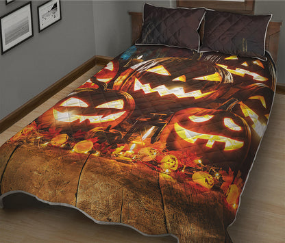 Jack-O'-Lantern Halloween Pumpkin Print Quilt Bed Set