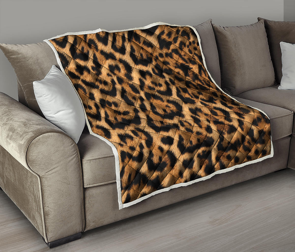 Jaguar Fur Pattern Print Quilt