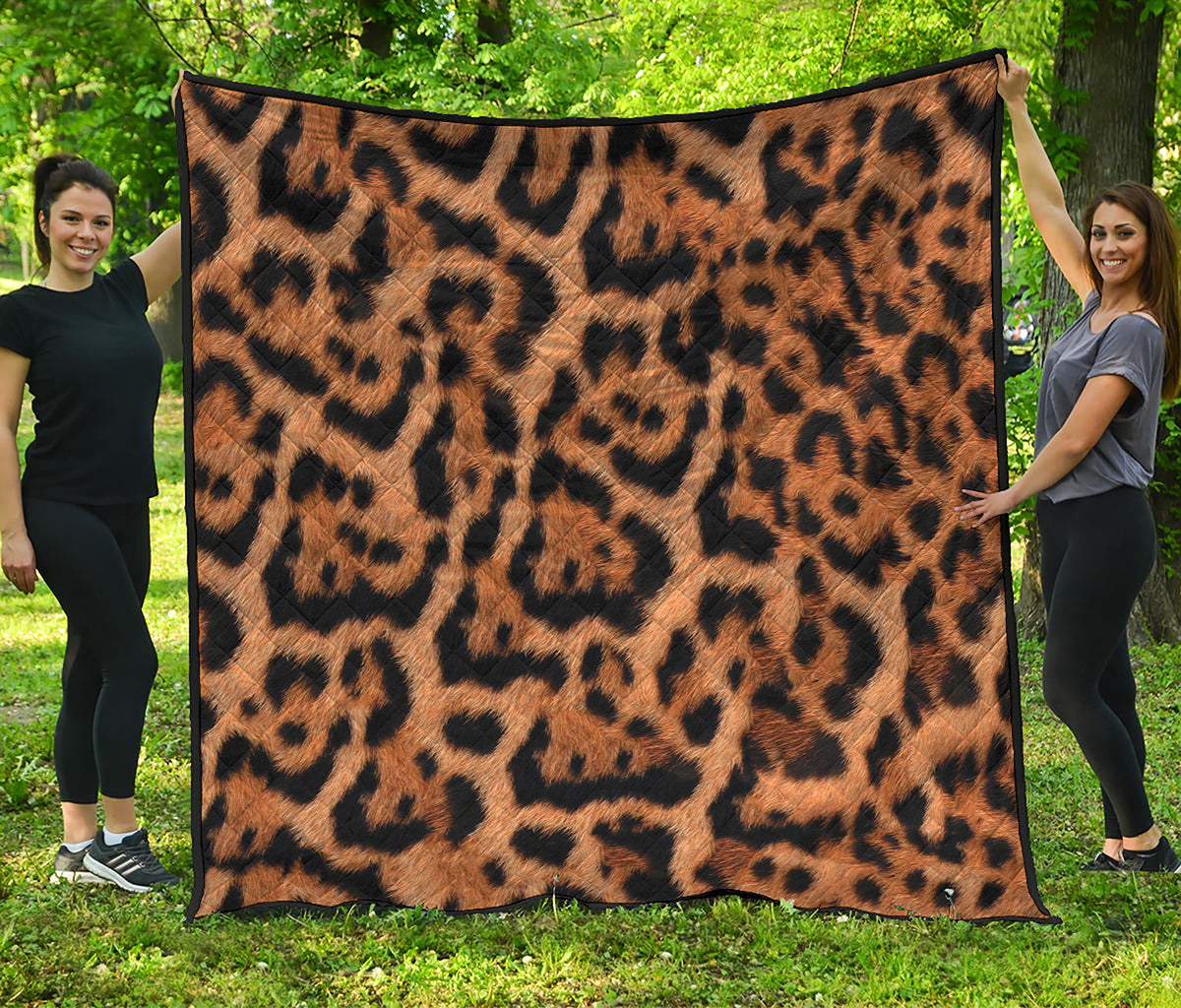 Jaguar Fur Pattern Print Quilt