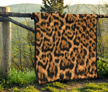 Jaguar Fur Pattern Print Quilt