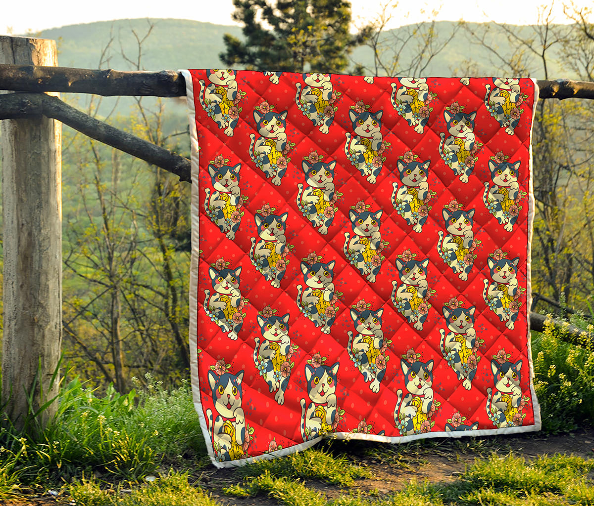Japanese Cat Maneki Neko Pattern Print Quilt