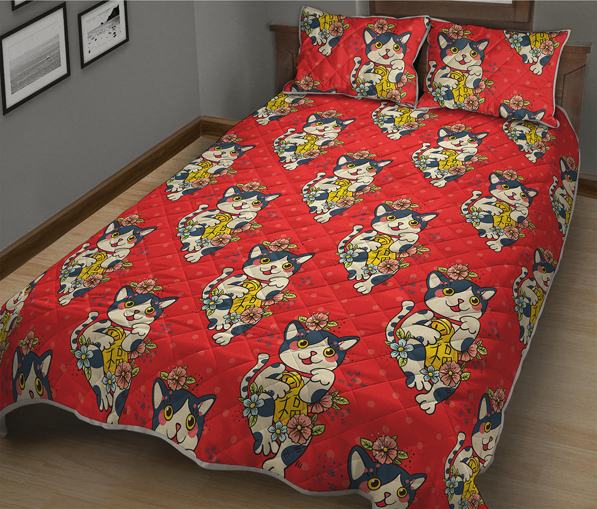 Japanese Cat Maneki Neko Pattern Print Quilt Bed Set