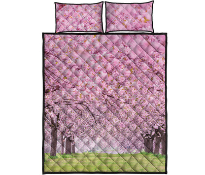 Japanese Cherry Blossom Tree Print Quilt Bed Set