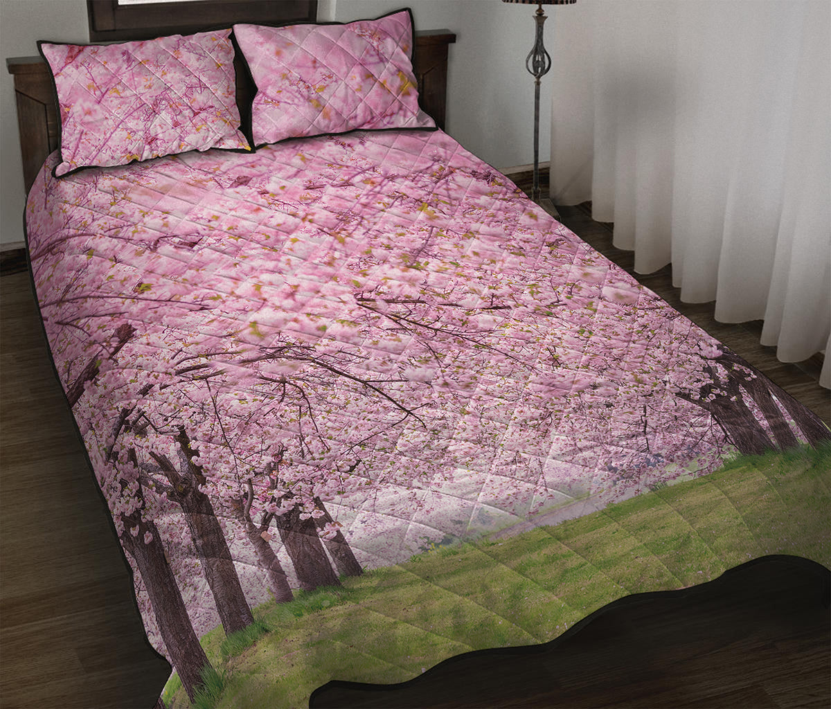 Japanese Cherry Blossom Tree Print Quilt Bed Set