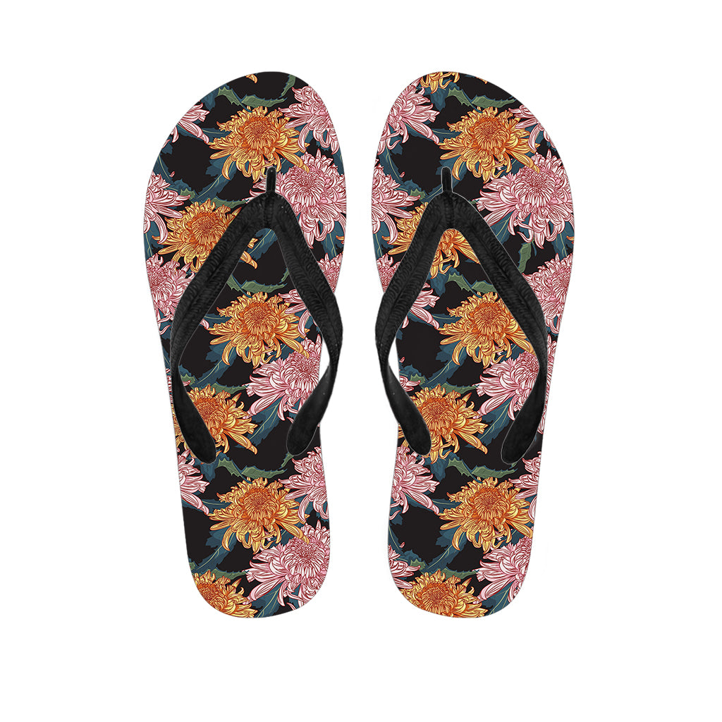 Japanese Chrysanthemum Pattern Print Flip Flops