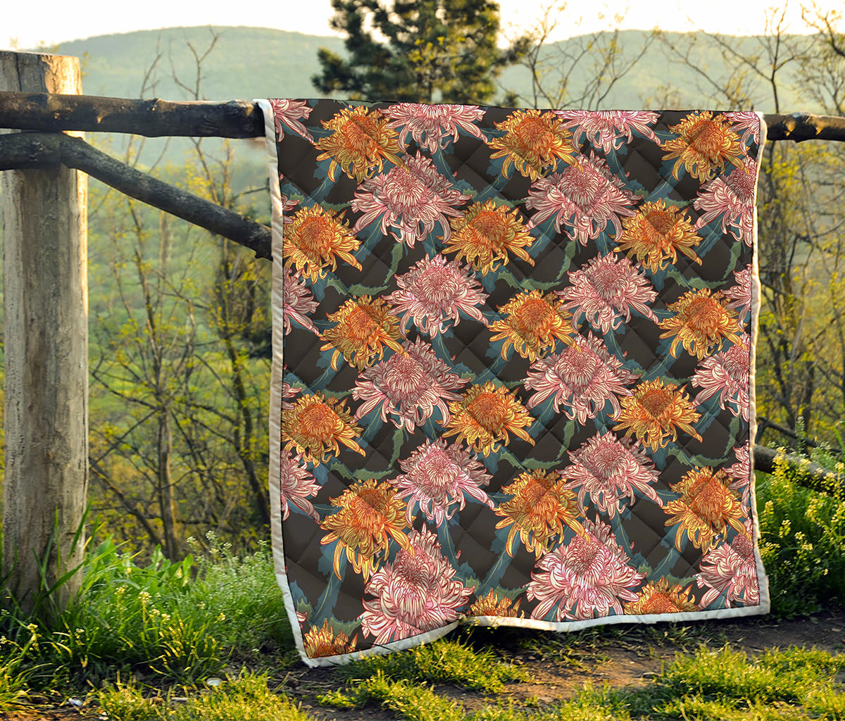 Japanese Chrysanthemum Pattern Print Quilt