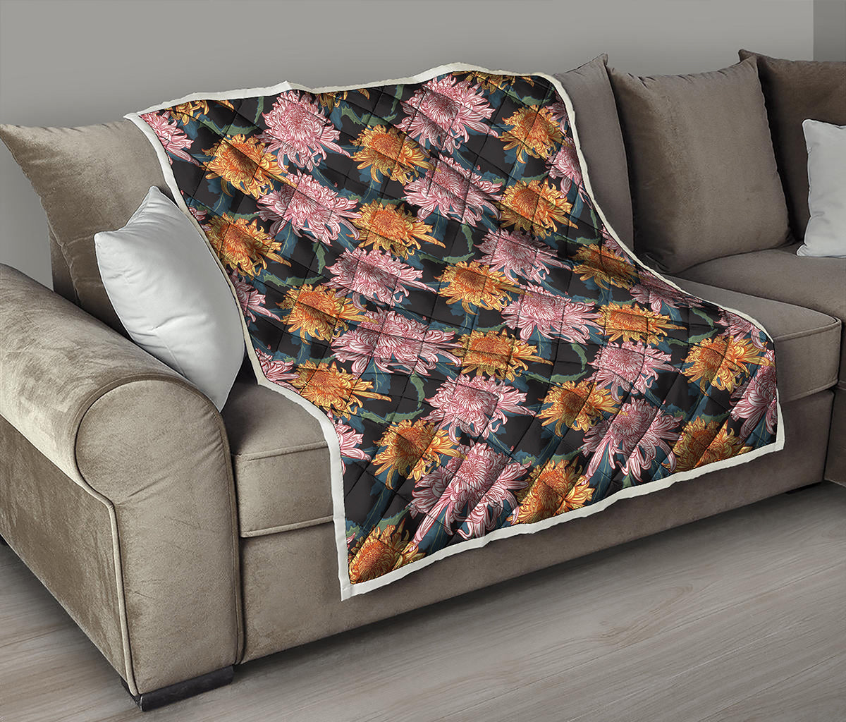 Japanese Chrysanthemum Pattern Print Quilt