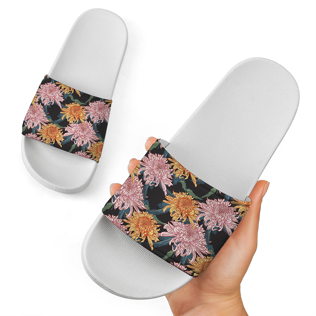 Japanese Chrysanthemum Pattern Print White Slide Sandals