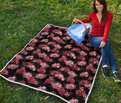 Japanese Cluster Amaryllis Pattern Print Quilt