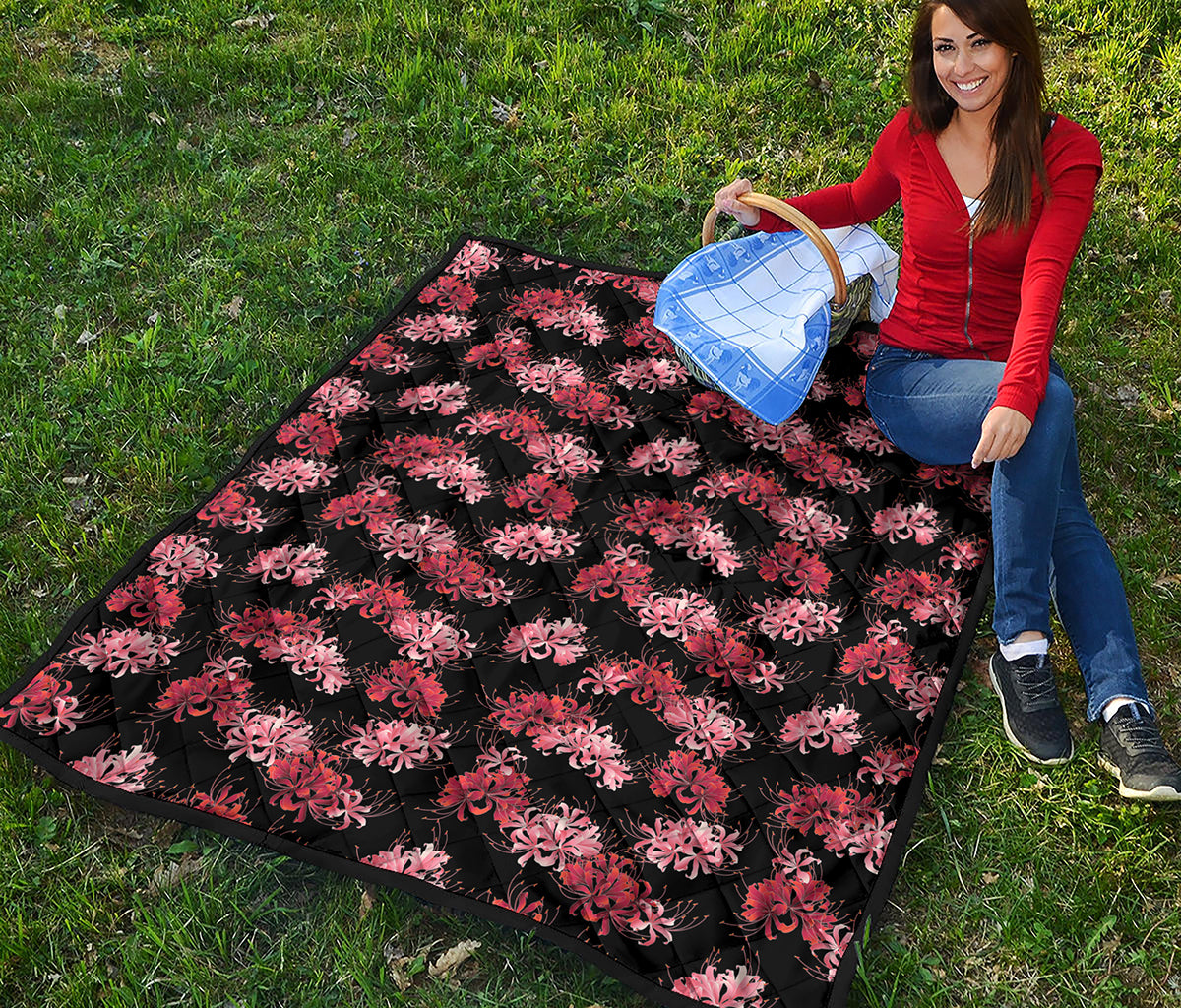 Japanese Cluster Amaryllis Pattern Print Quilt