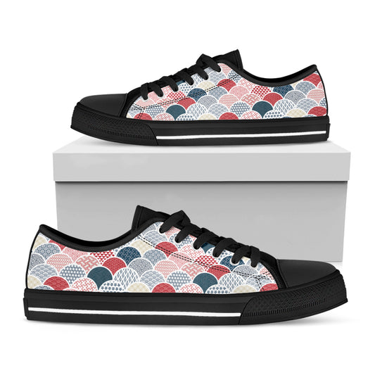 Japanese Geometric Pattern Print Black Low Top Shoes
