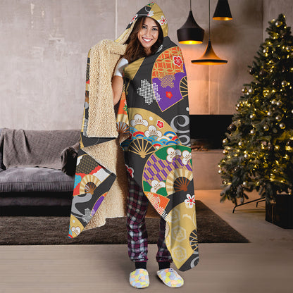 Japanese Hand Fan Pattern Print Hooded Blanket