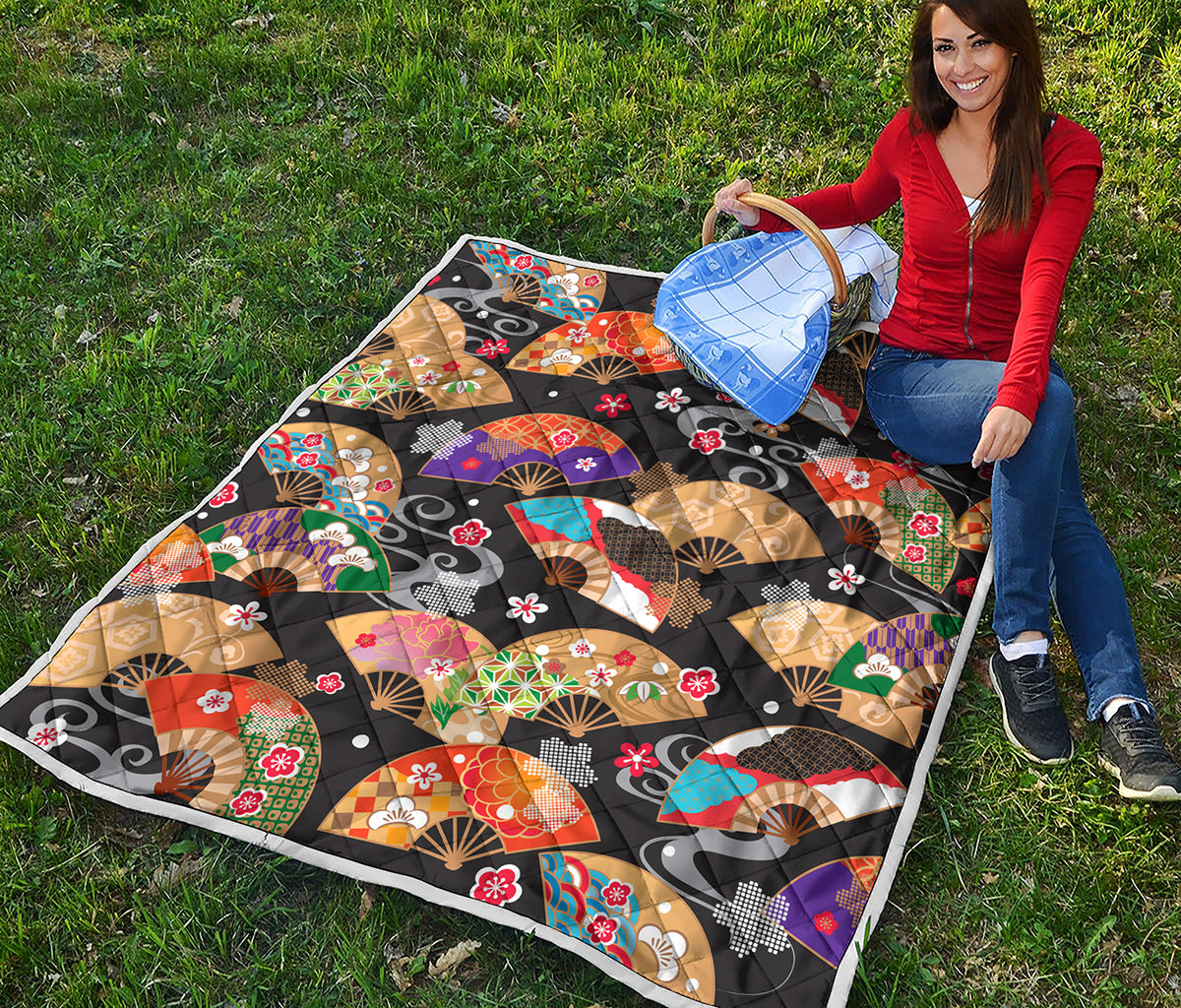 Japanese Hand Fan Pattern Print Quilt
