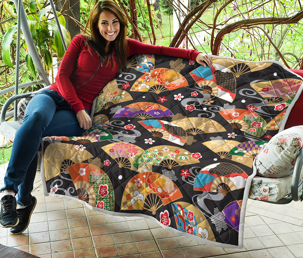 Japanese Hand Fan Pattern Print Quilt
