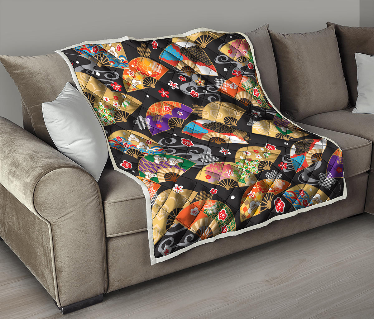 Japanese Hand Fan Pattern Print Quilt