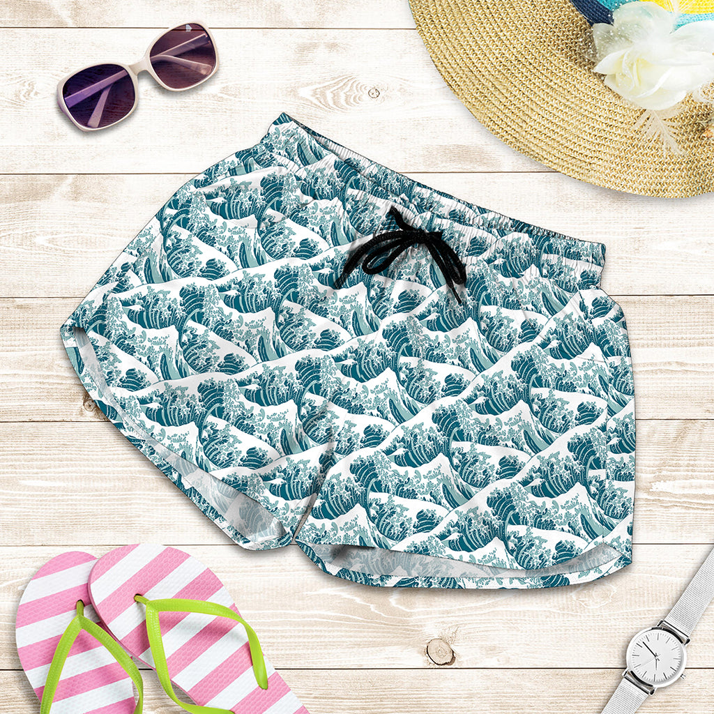 Japanese Kanagawa Wave Pattern Print Women's Shorts