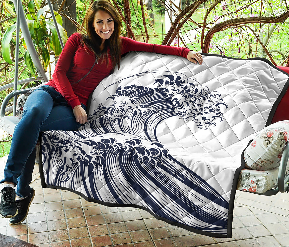 Japanese Kanagawa Wave Print Quilt