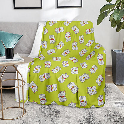 Japanese Lucky Cat Cartoon Print Blanket
