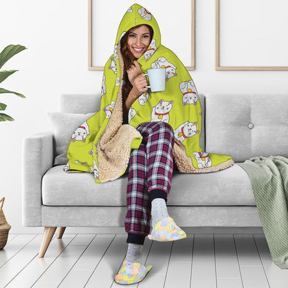 Japanese Lucky Cat Cartoon Print Hooded Blanket