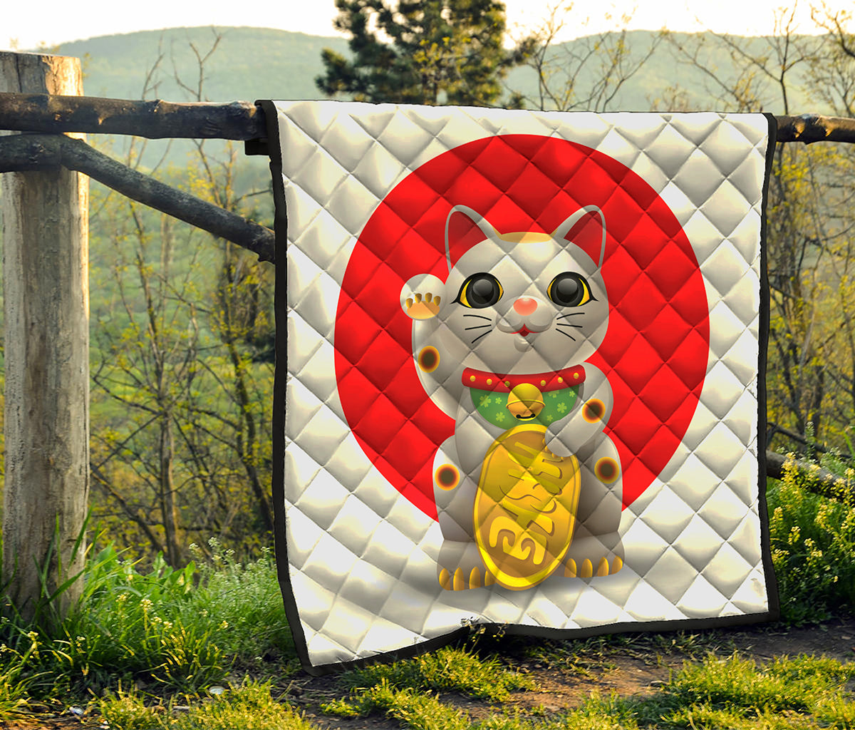 Japanese Lucky Cat Maneki Neko Print Quilt