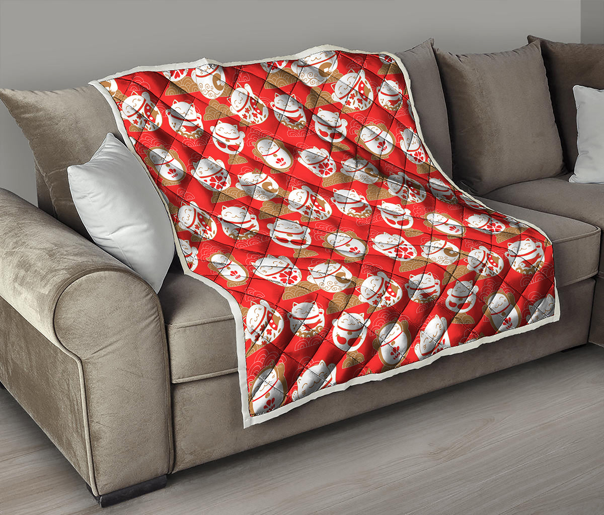 Japanese Lucky Cat Pattern Print Quilt