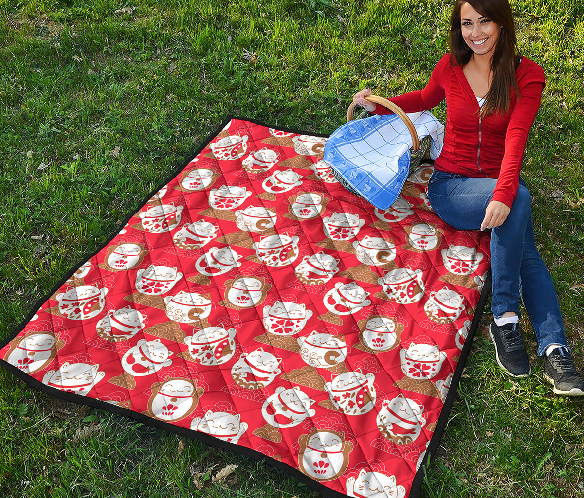 Japanese Lucky Cat Pattern Print Quilt