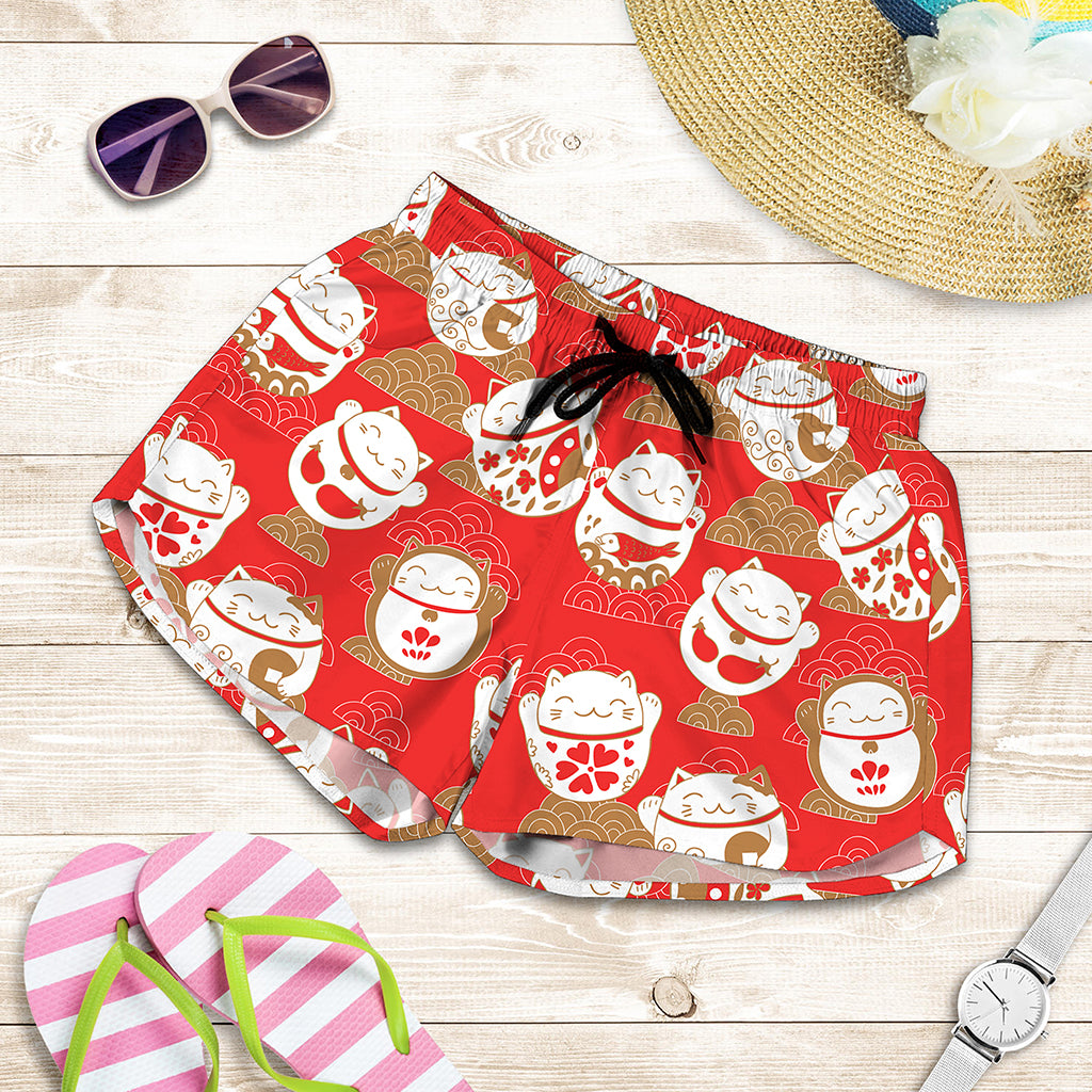 Japanese Lucky Cat Pattern Print Women's Shorts