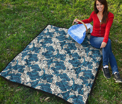 Japanese Ocean Wave Pattern Print Quilt