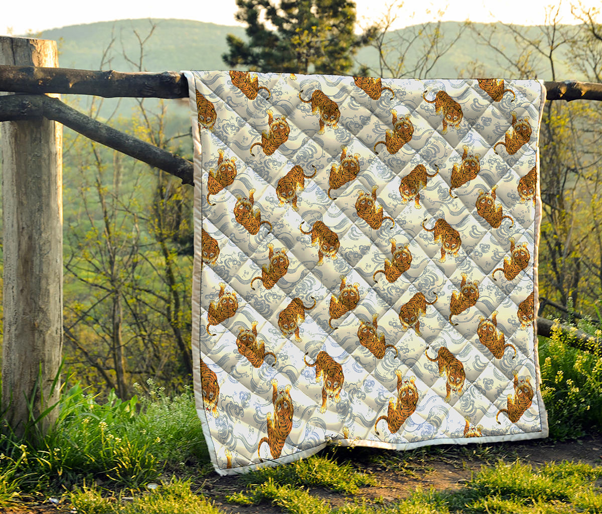 Japanese Tiger Pattern Print Quilt