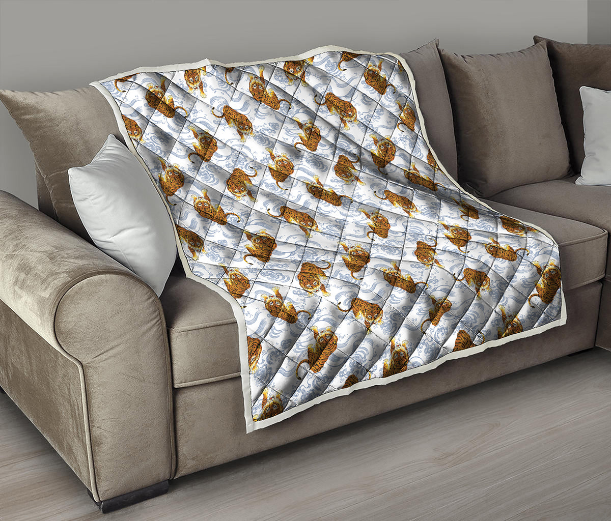 Japanese Tiger Pattern Print Quilt
