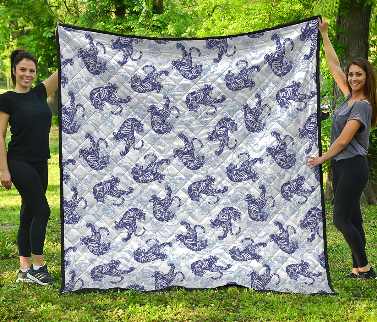 Japanese White Tiger Pattern Print Quilt