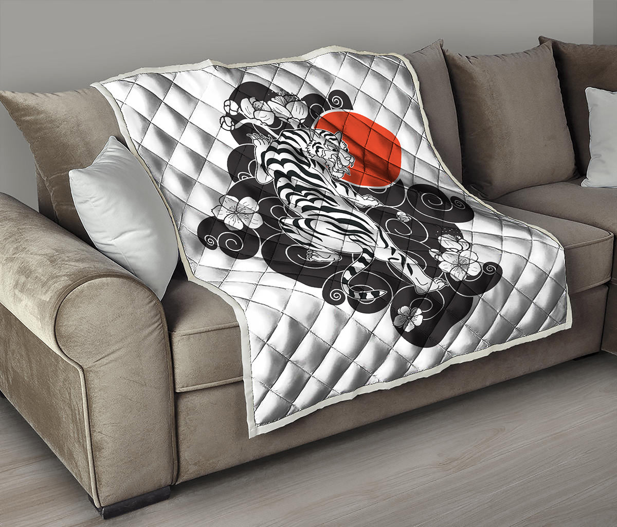 Japanese White Tiger Tattoo Print Quilt