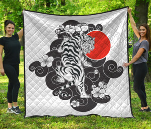 Japanese White Tiger Tattoo Print Quilt