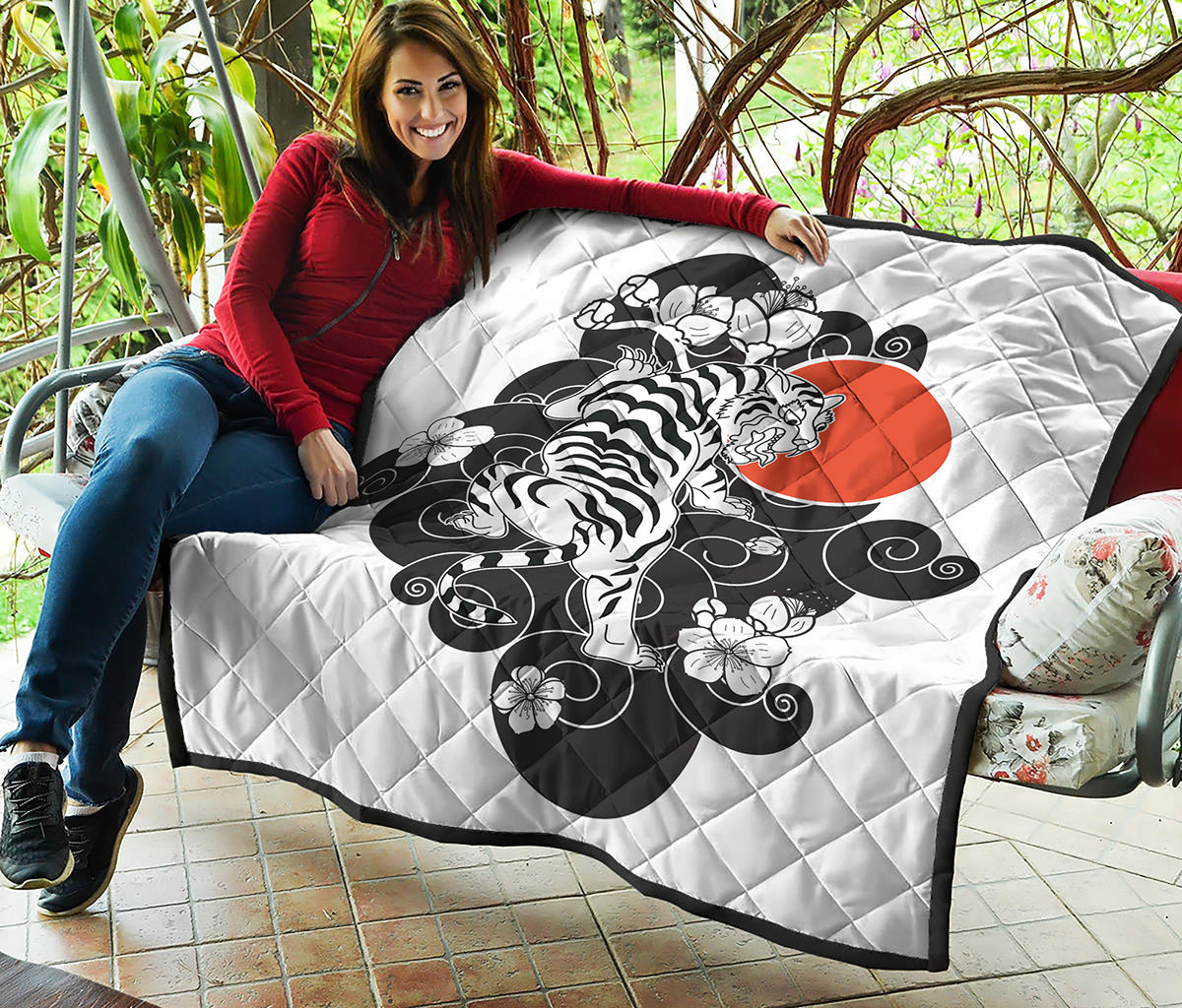 Japanese White Tiger Tattoo Print Quilt