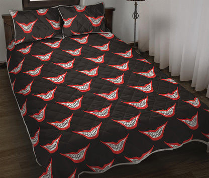Joker Smile Pattern Print Quilt Bed Set