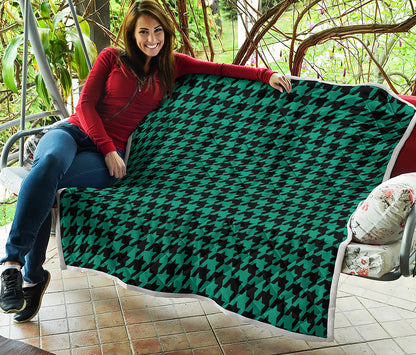 Jungle Green And Black Houndstooth Print Quilt