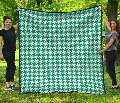 Jungle Green And White Houndstooth Print Quilt