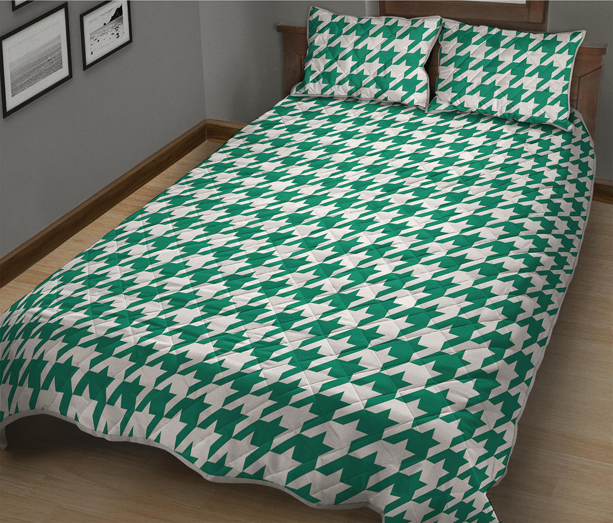 Jungle Green And White Houndstooth Print Quilt Bed Set