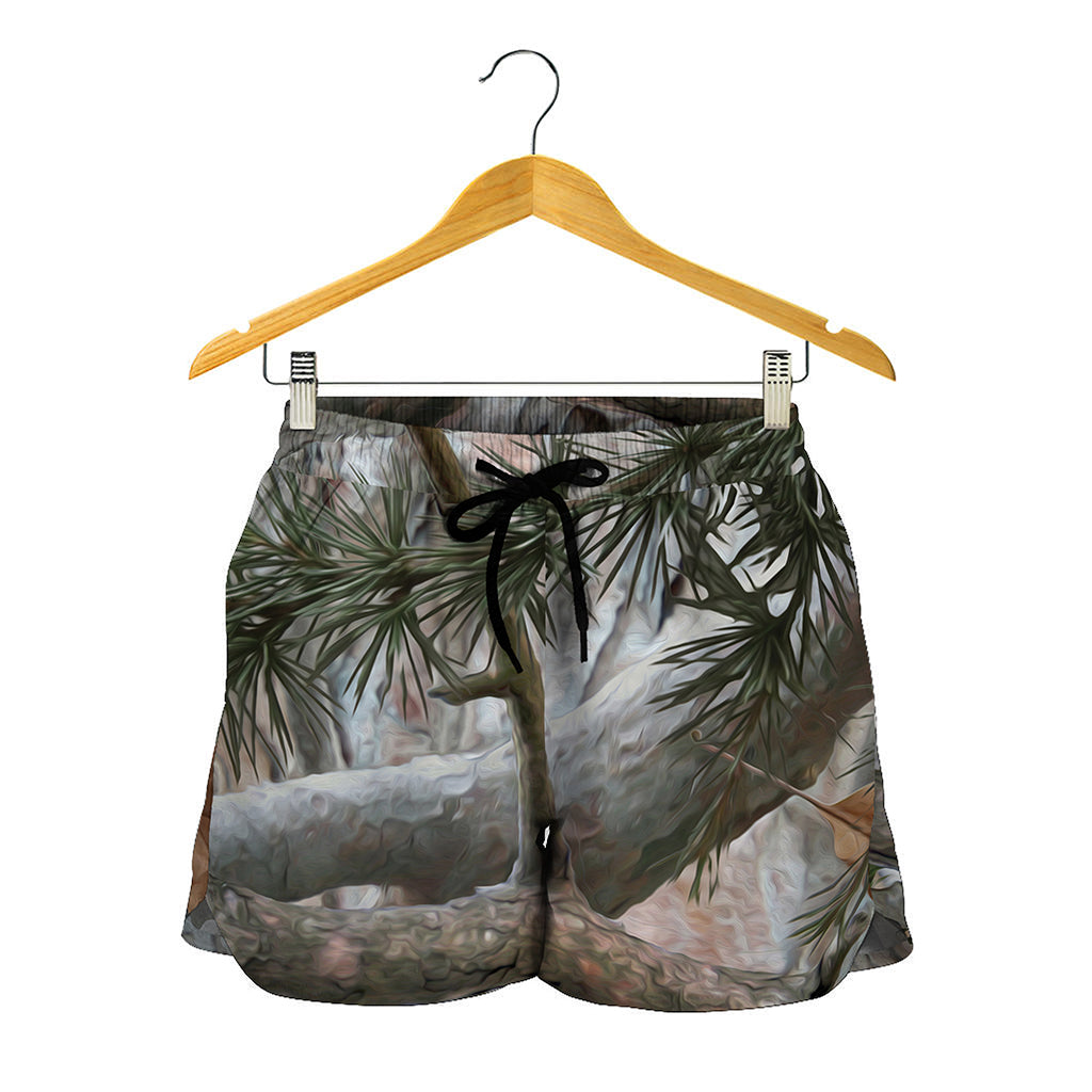Jungle Hunting Camouflage Print Women's Shorts