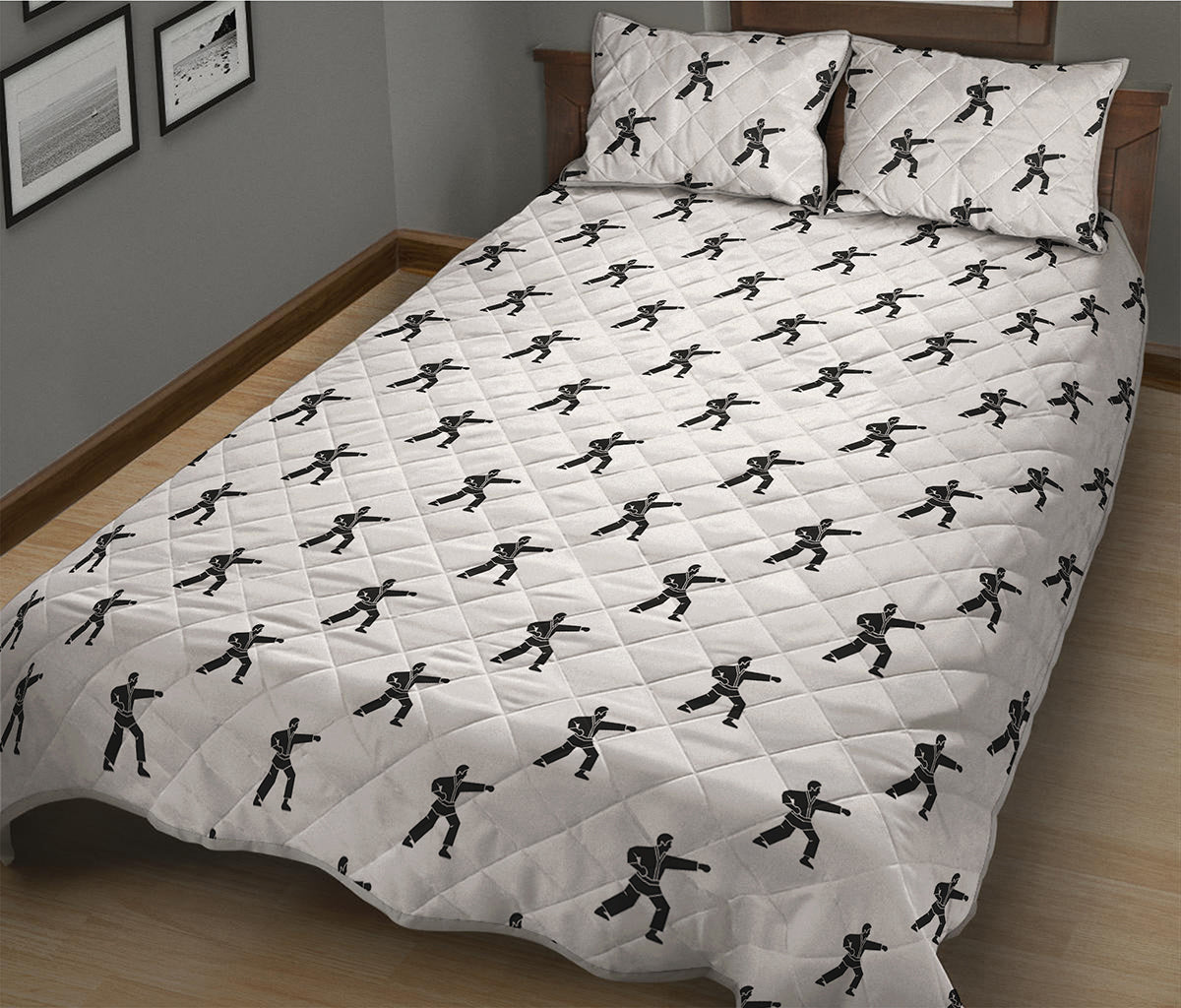 Karate Fighter Pattern Print Quilt Bed Set
