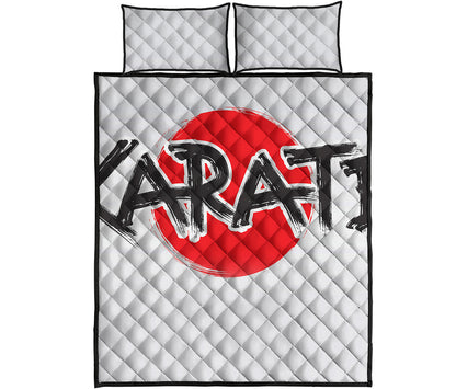 Karate Text Print Quilt Bed Set