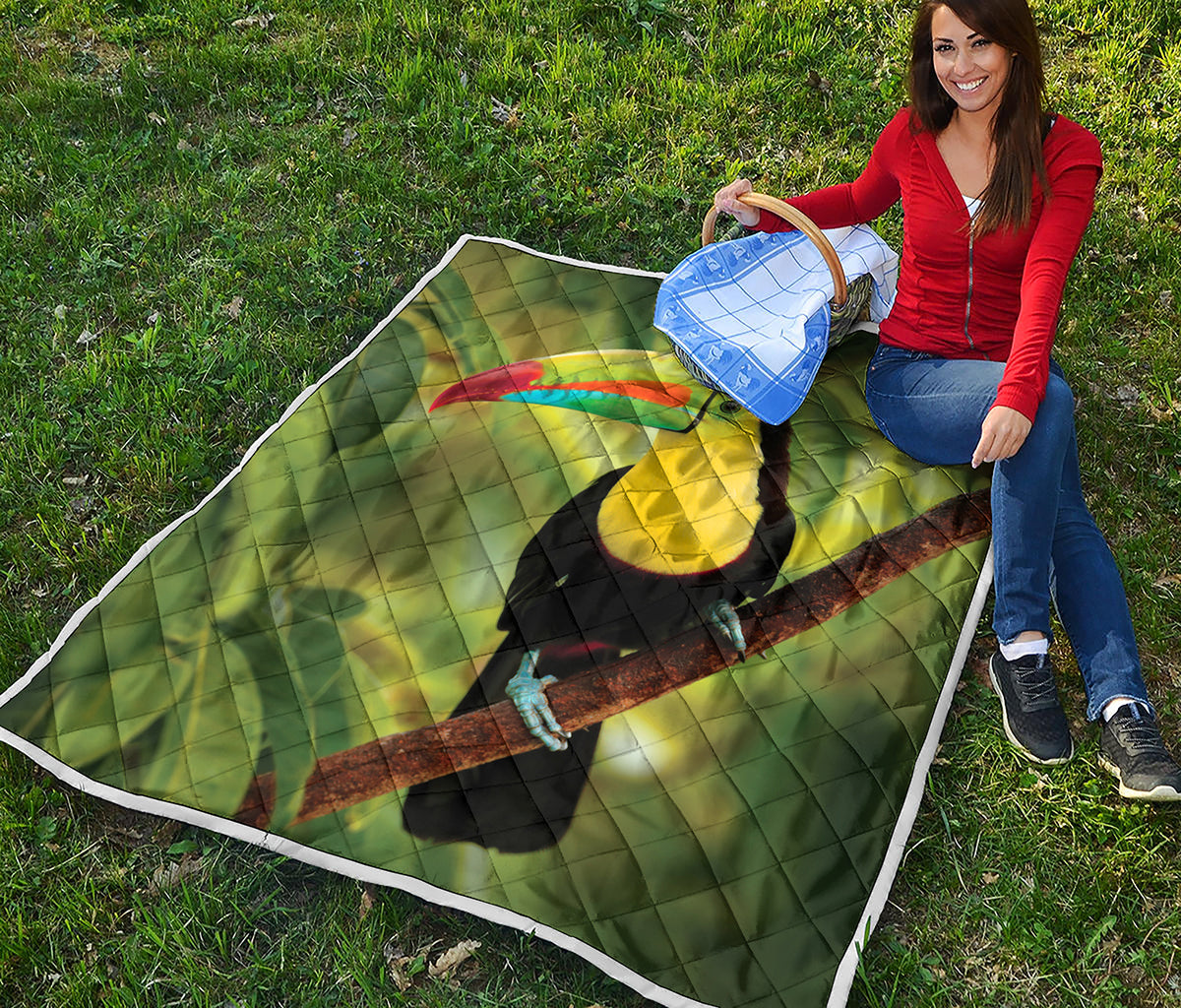 Keel-Billed Toucan Print Quilt