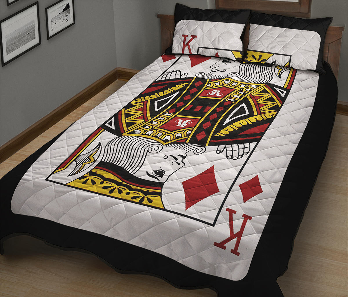 King Of Diamonds Playing Card Print Quilt Bed Set