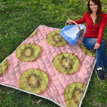 Kiwi Slices Pattern Print Quilt